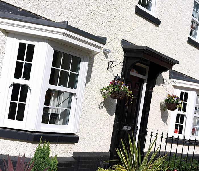 Sliding sash bay window